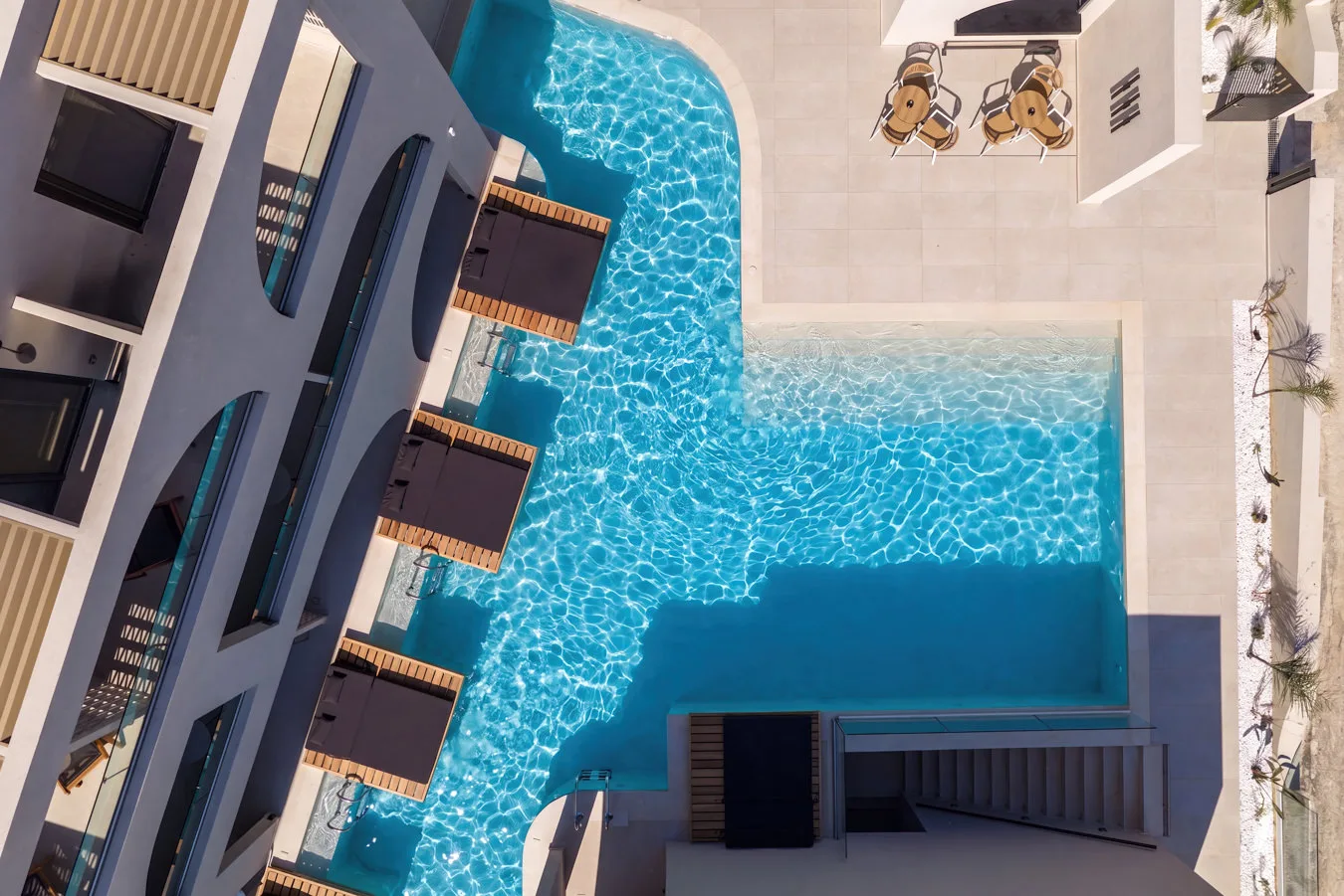 Top-down view of the pool and loungers