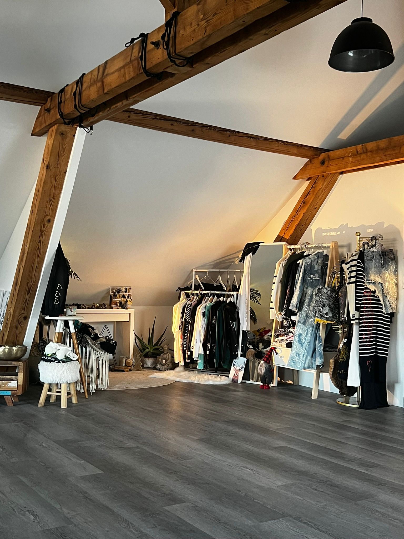Showroom ONE — Bôle