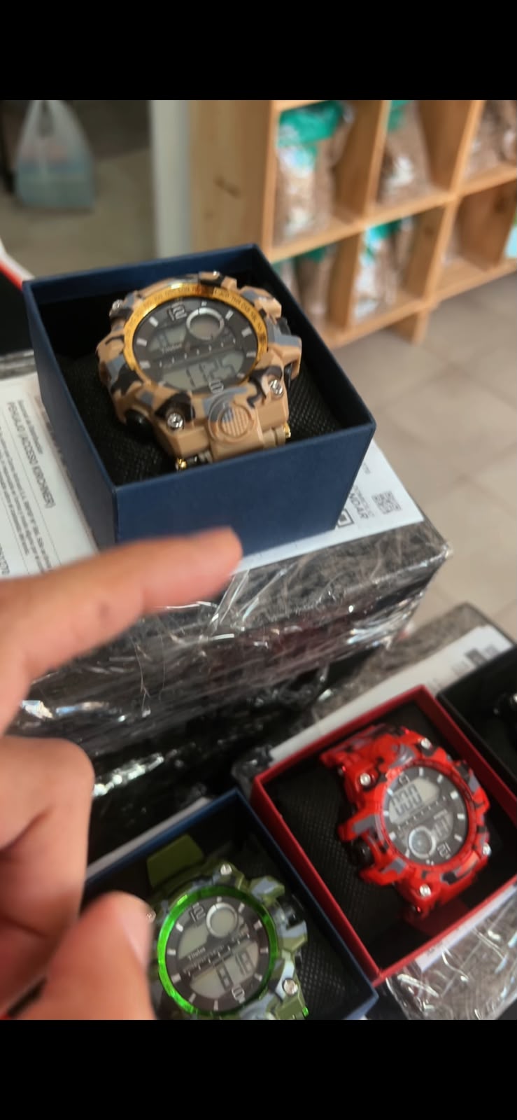 Armando pedidos de relojes tacticos