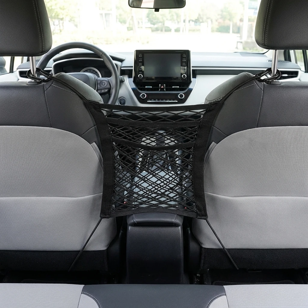 運転席と助手席の間に取り付けたメッシュパネル