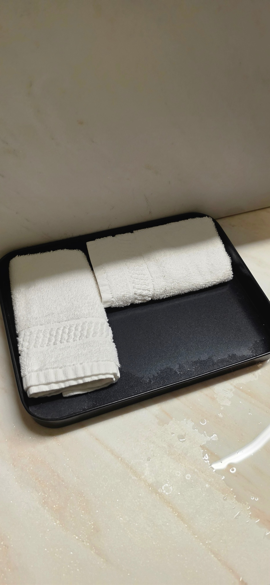 I tovaglioli di stoffa nei bagni del Bel Sit