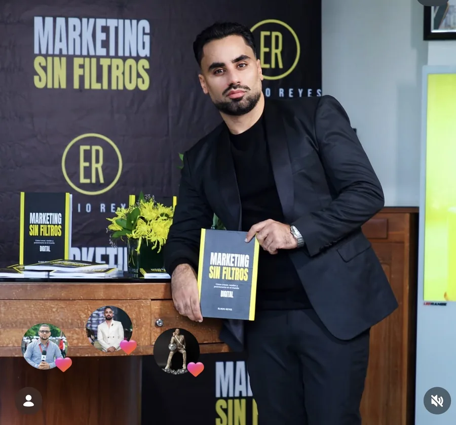 Presentación del libro ante el público