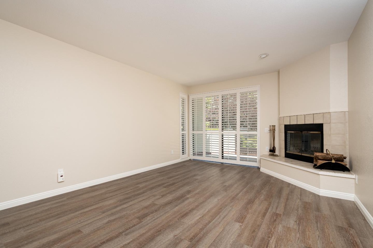 105 Shorebird Circle #15 — interior