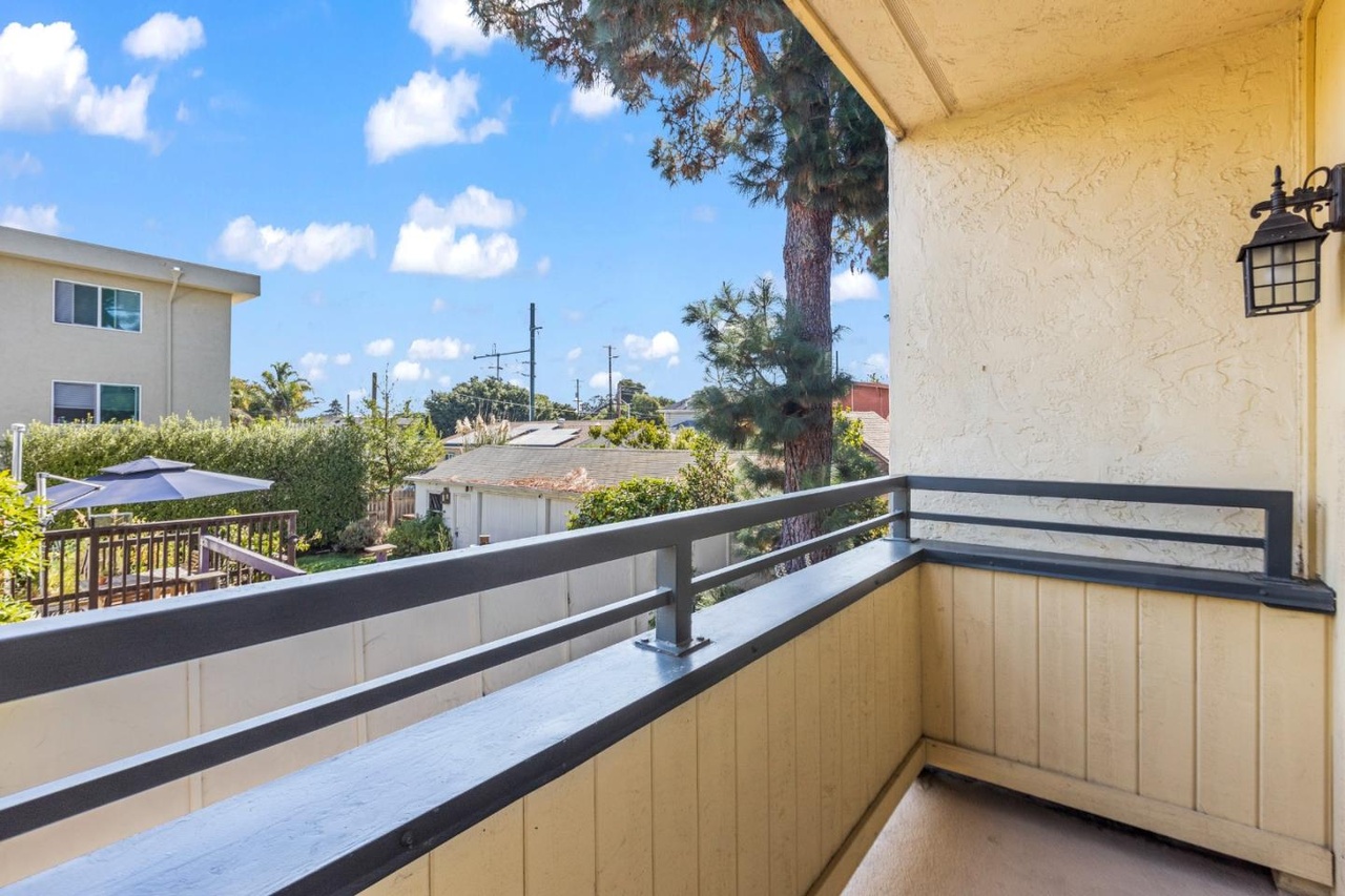 324 Catalpa St #205 — neighborhood