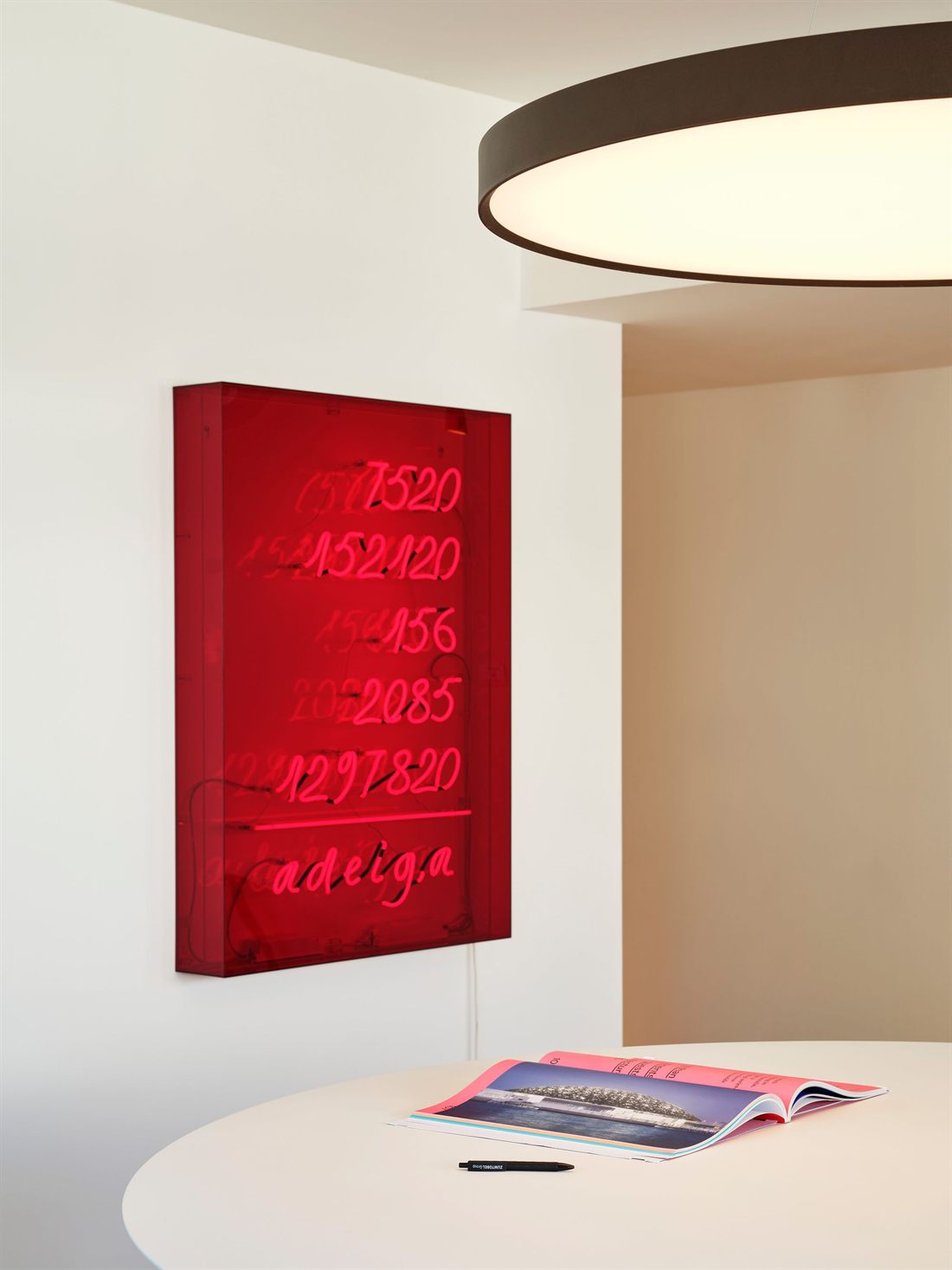 Illuminazione human-centric nello showroom Zumtobel