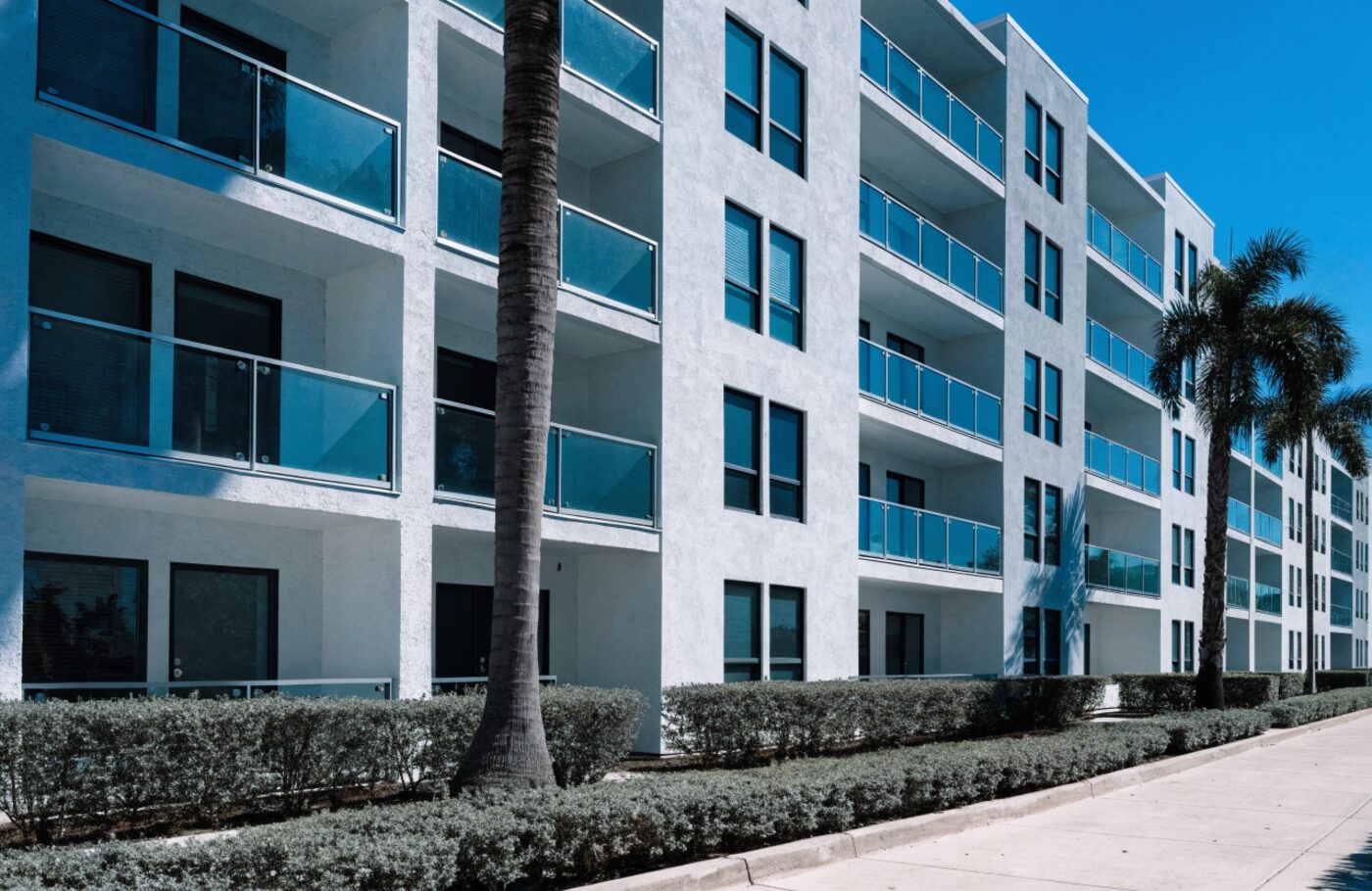 A residential building managed by Grupo DDSR in Doral, Florida