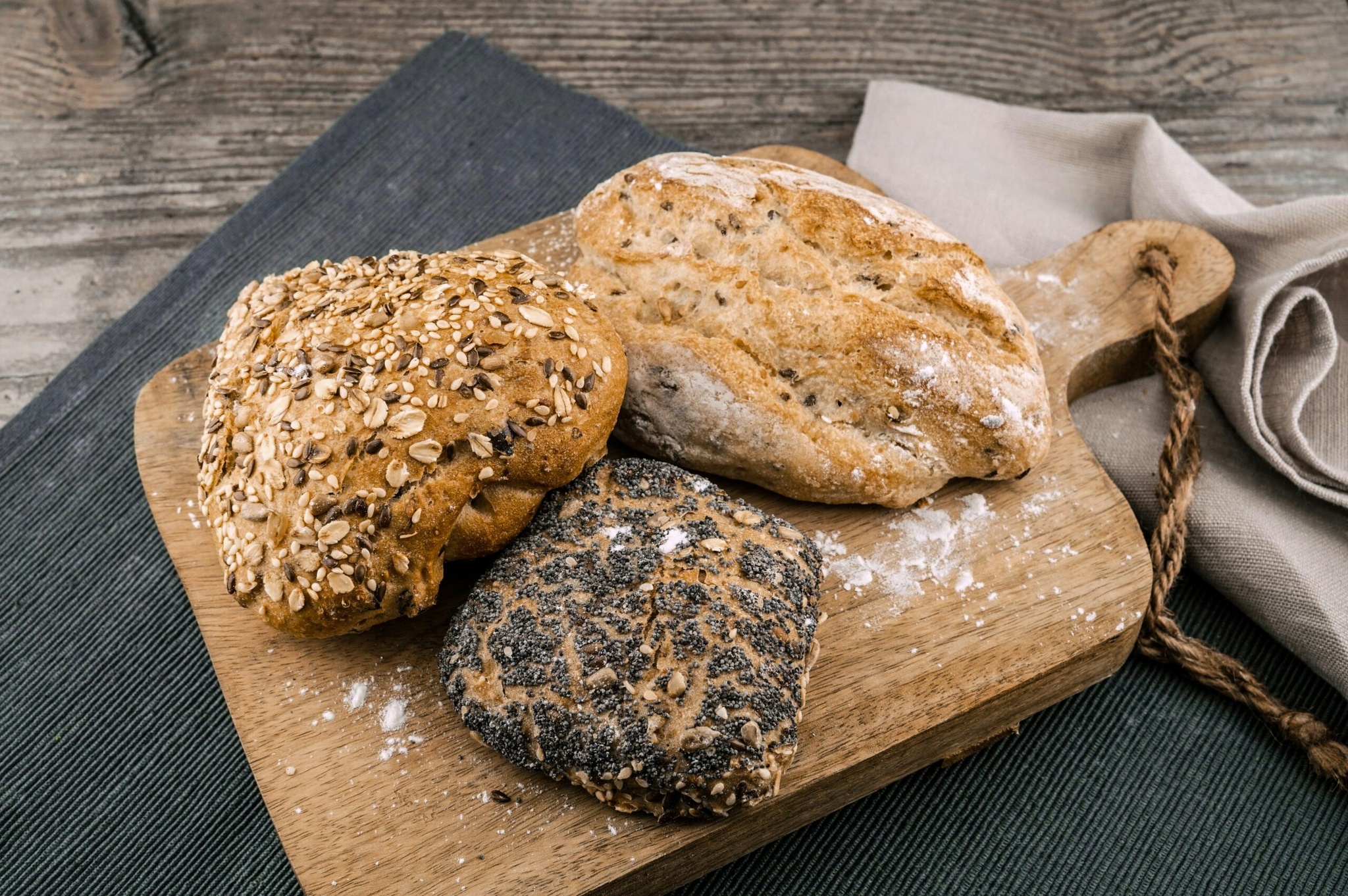 Roggenbrötchen mit Samen