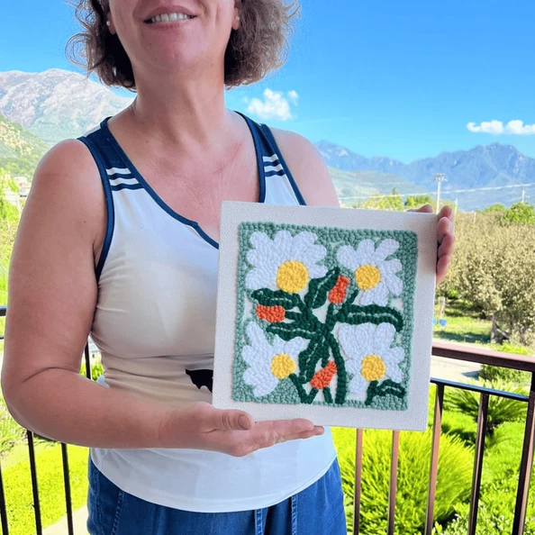Serena F. con il suo Kit Cozy Things